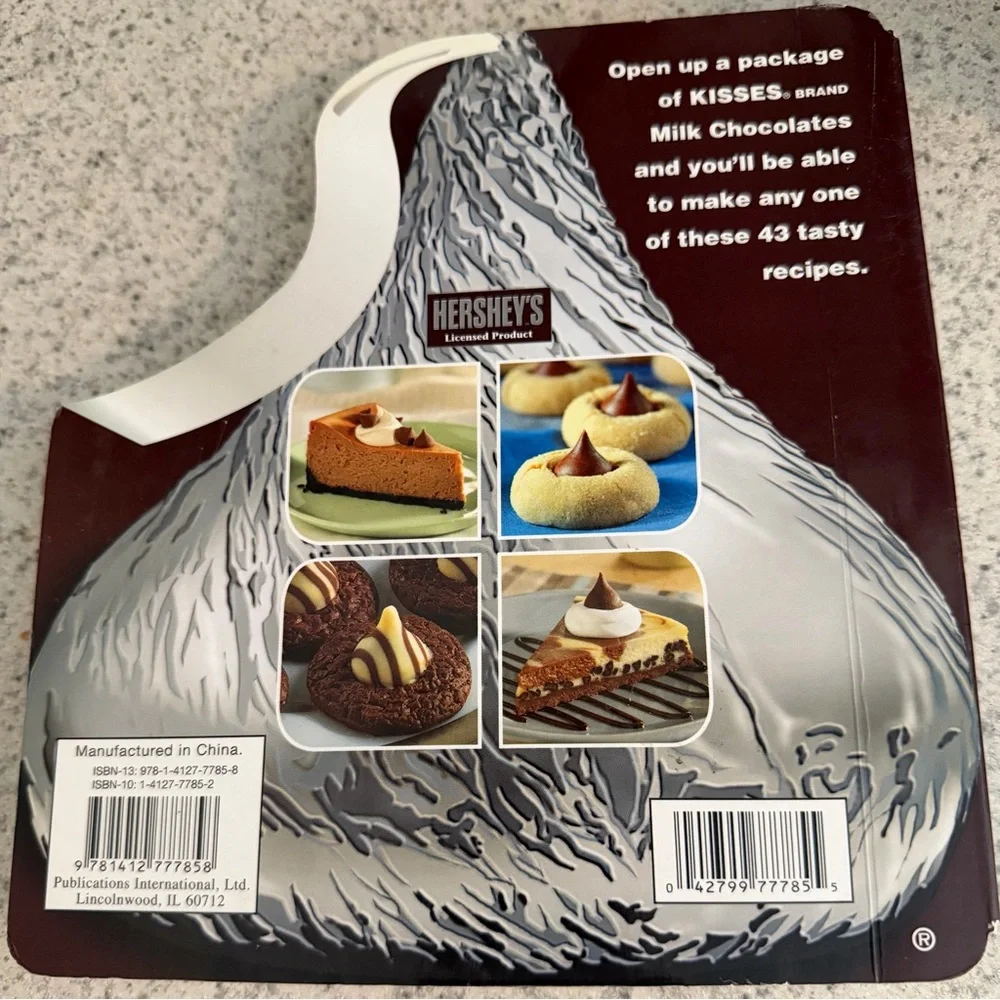 Vintage Y2K Hershey’s Kisses Recipe Board Book